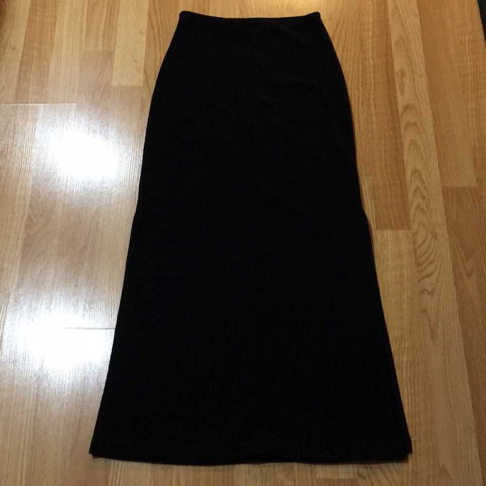 Long black skirt